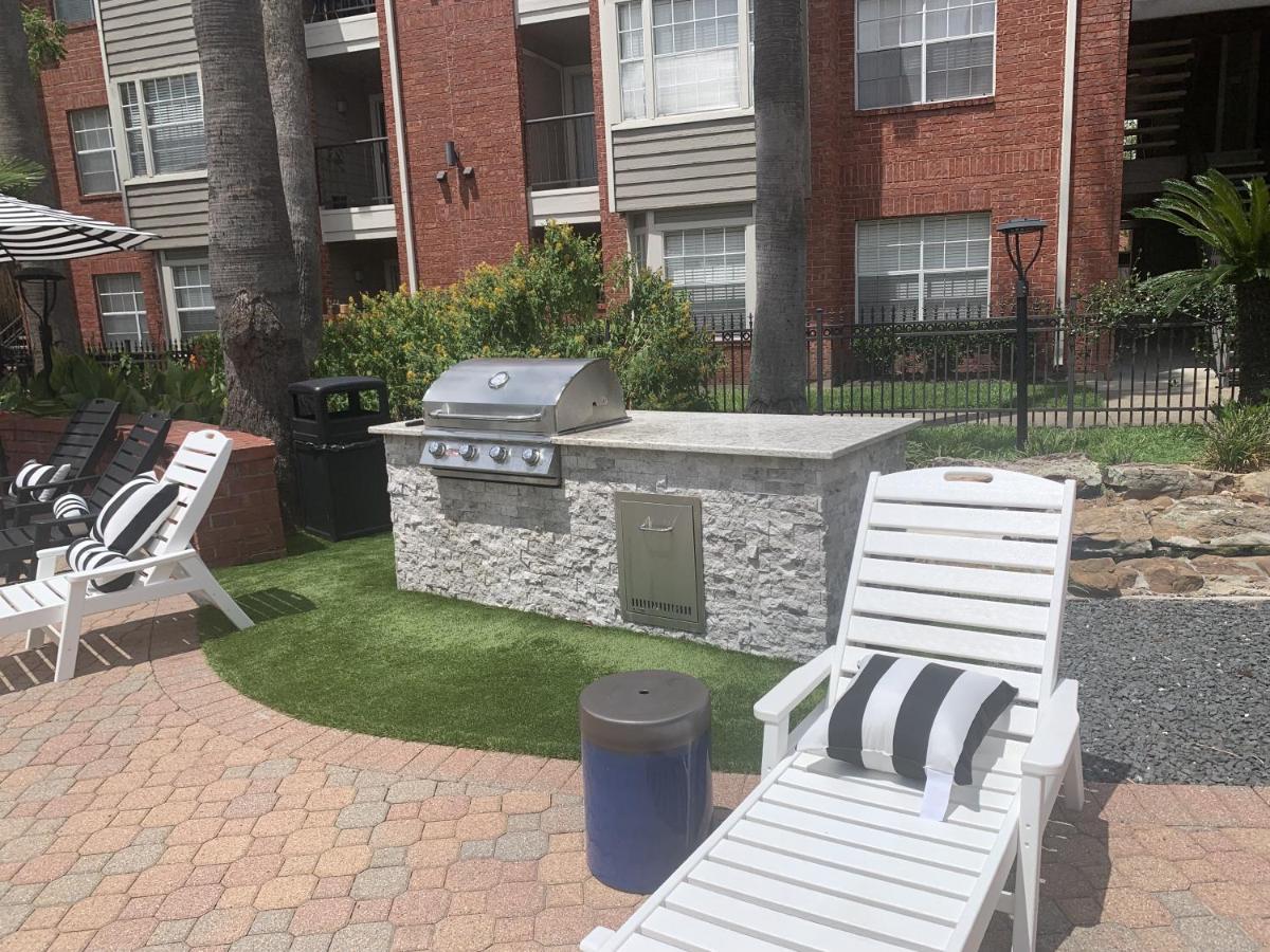 Spacious 2Br&2Ba Med Center Apt, Free Parking&Shuttle Хюстън Екстериор снимка
