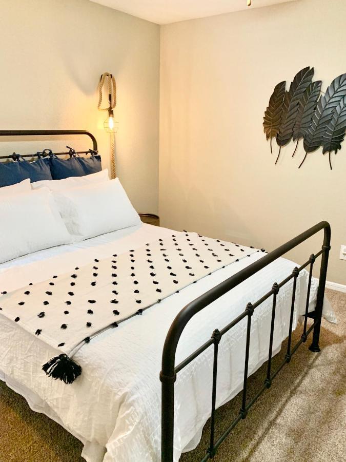 Spacious 2Br&2Ba Med Center Apt, Free Parking&Shuttle Хюстън Екстериор снимка