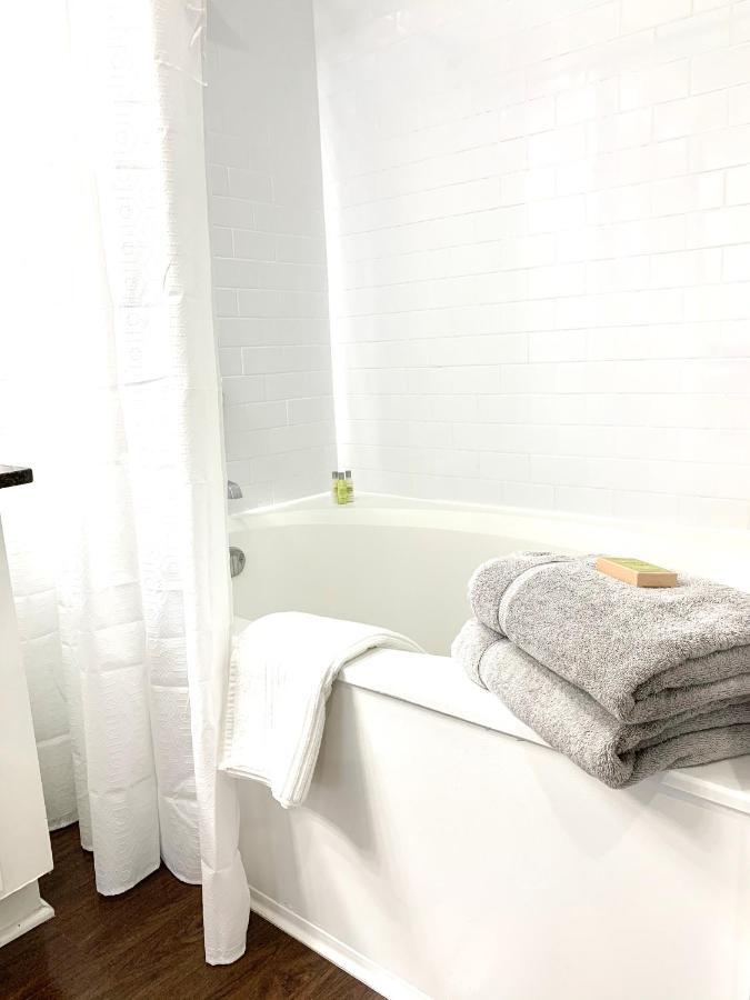 Spacious 2Br&2Ba Med Center Apt, Free Parking&Shuttle Хюстън Екстериор снимка